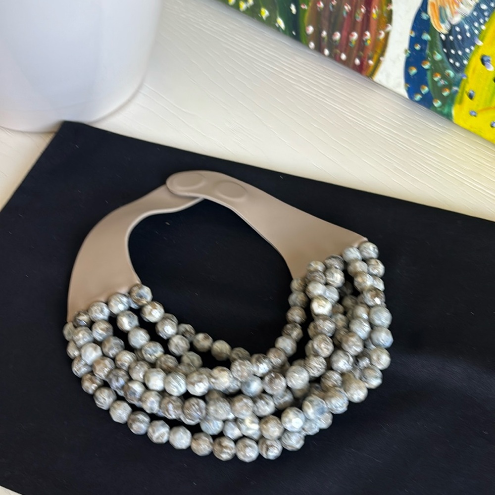 Fairchild Baldwin Stylish Choker Necklace!! Rare Find!